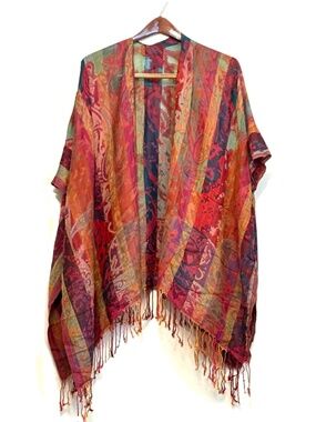 (Worn) Chico's red jacquard Ruana Wrap Kimono Open Front